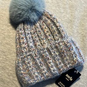 *NWT* Norla Chunky Knit Pom Beanie